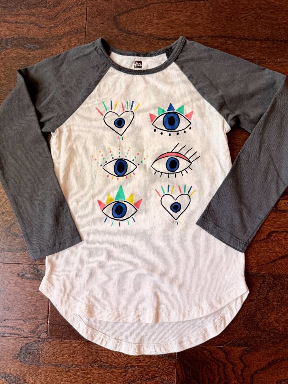 Tea Collection Colorful Eye Design Graphic Print Long Sleeve Raglan Tee, Size 6 - Picture 1 of 4